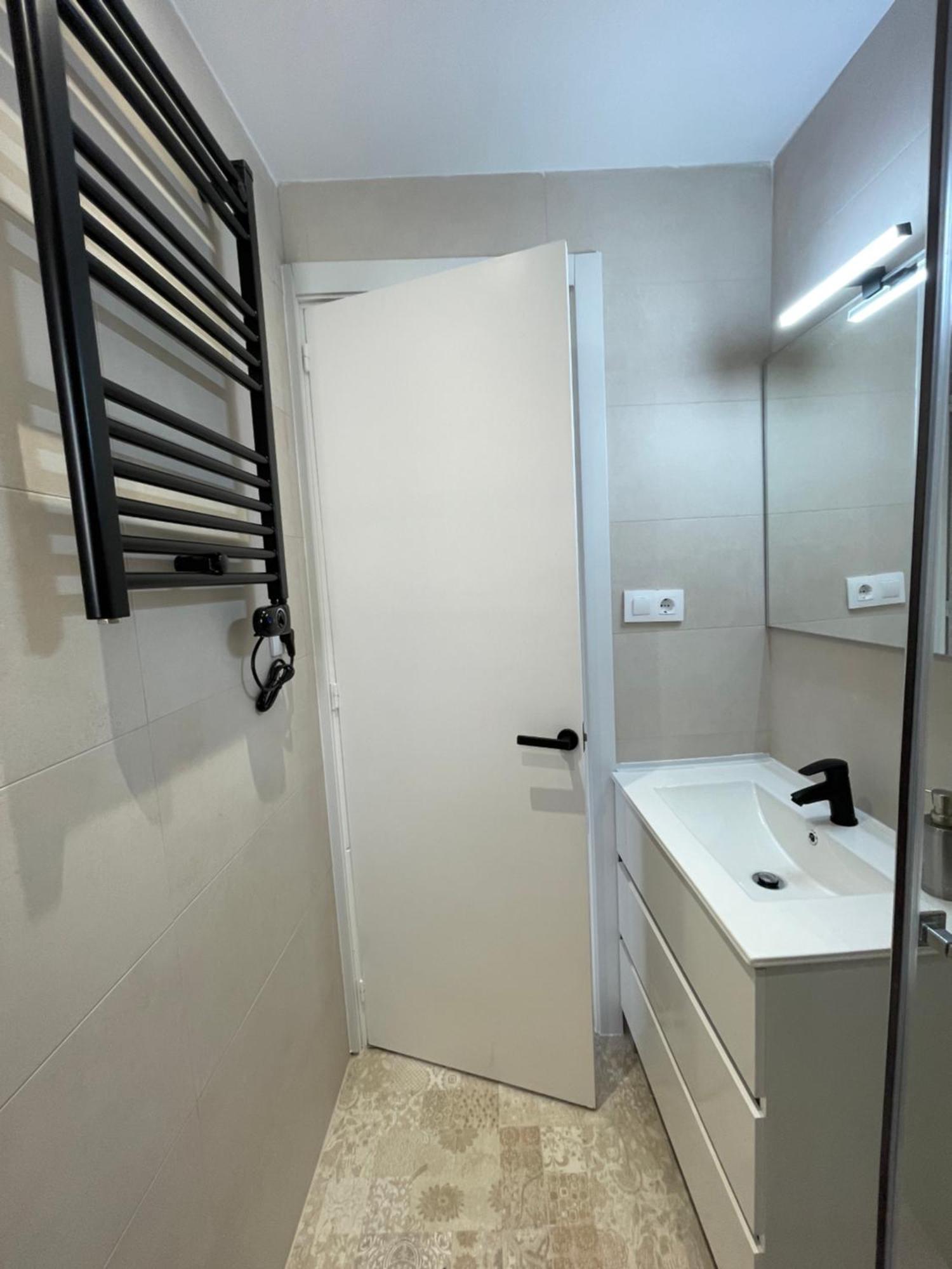 Barri Vell 4 Apartment Manresa Bagian luar foto